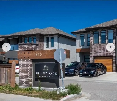 3 Bedroom Luxury Townhouse in South Pointe Image# 7
