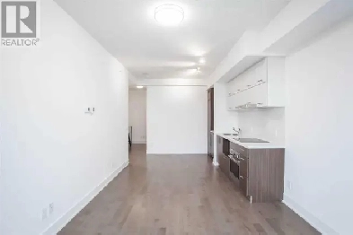 1 1 DOWNTOWN MARKHAM LUXRY CONDO FOR RENT Image# 5