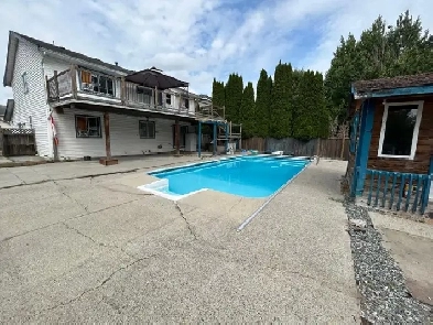 5 Bedroom Home for Rent in Cloverdale Image# 3