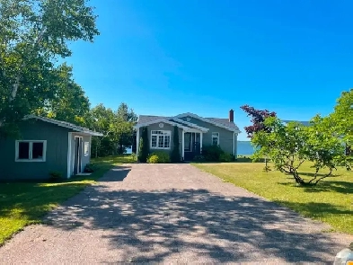 Maison a vendre sur le bord de l’eau à Tracadie Image# 1
