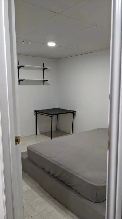 Room for rent Image# 10