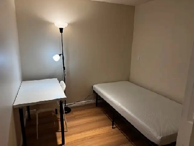 2 Rooms available for rent in Mount Pleasant Image# 5