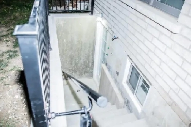BASEMENT FOR RENT Image# 10