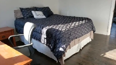 Chambre meublée pour travailleur. Image# 5