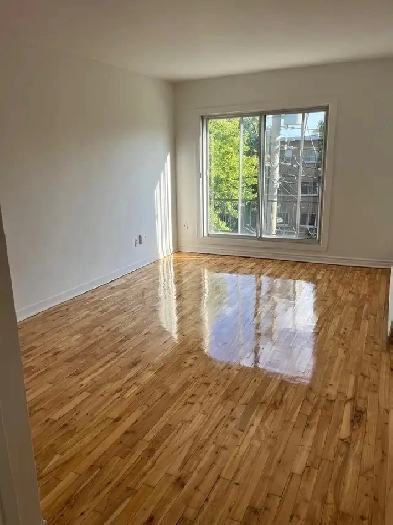 1350$ - 3 1/2 à louer à Ahuntsic / 3 1/2 for rent in Ahuntsic Image# 2