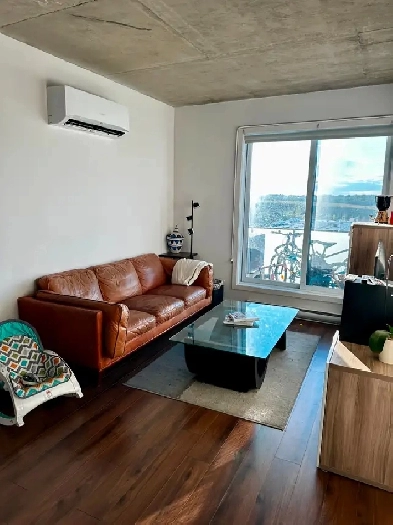 Appartement 4 1/2 à quelques pas du métro Angrignon Image# 23
