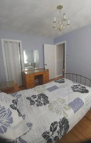 Chambre propre en face de l'université Laval Image# 1