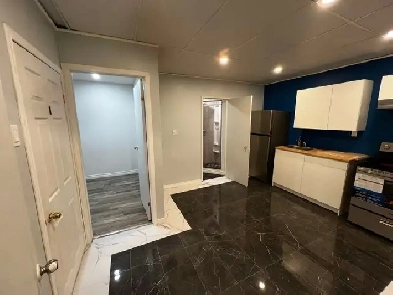 Newly renovated 2bed apartment beside Victoria park Image# 6