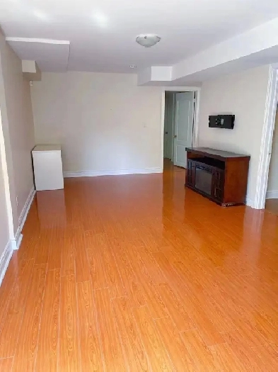 Spacious 2 Bed   1 Bath Basement Unit Available for Rent! Image# 1