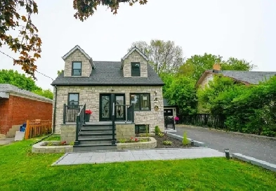 Spacious 6 2 Bedroom Home in Cliffcrest Image# 5