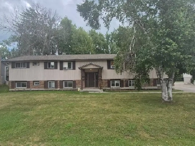 For Rent – Renovated 2-Bedroom unit in 4-plex - $1,750   Hydro Image# 1