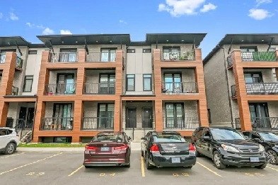 2 Beds 2.5 Baths Townhouse Image# 8