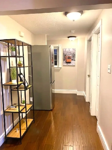 FURNISHED BIG BEDROOM IN A SHARED PROPERTY WITH FREE PARKING. Image# 6