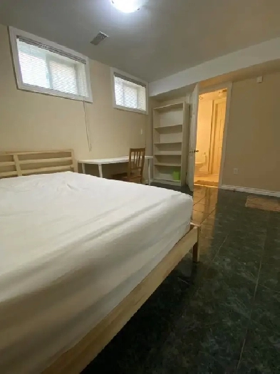 Room for rent near finch/ Victoria Park Image# 1