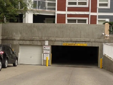 DOWNTOWN HEATED PARKING – NEXT TO HARRY HAYS FEDERAL BUILDING Image# 1