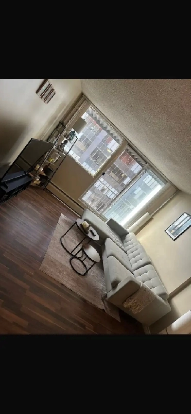 Top Floor-Fully Furnished 1Bed Condo-All Utilities / Parking Image# 4