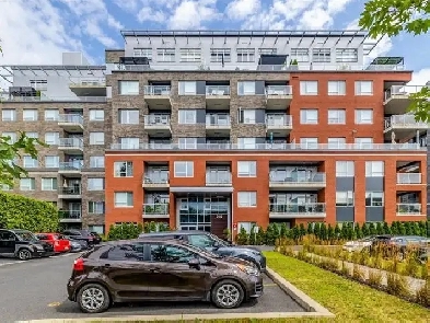 Condo 3 ½ à louer à Saint-Lambert (en face d’une gare Exo) Image# 7