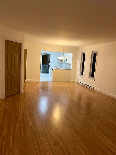 Grand 5 1/2 Style Condo, disponible septembre 2025 Image# 5