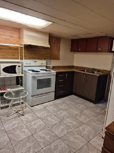 One bedroom basement for rent in Malton Image# 3
