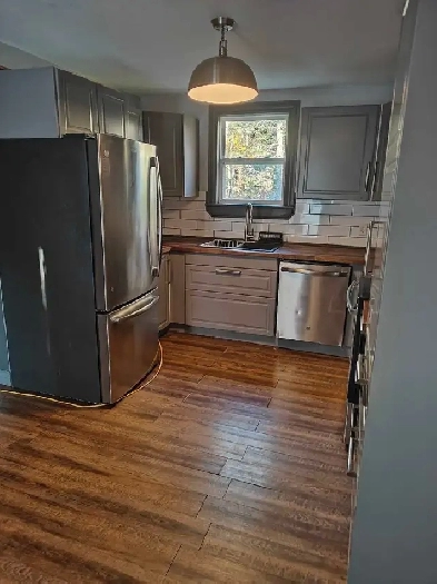 3 bedroom unit by CBU Image# 1