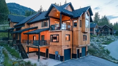 Luxury Slope Side unit for sale at Red Resort Image# 10