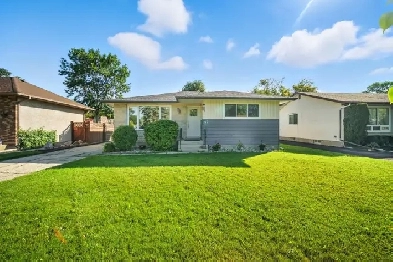 FOR SALE: Charming Updated Bungalow in Bright Oaks Image# 10