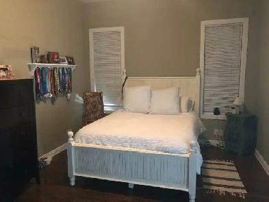 Beautiful 2 Bedroom River Heights Townhouse for Rent Image# 2