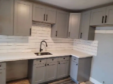 HAMILTON WESTDALE - 2 ROOMS LEFT FOR RENT. CLOSE TO MCMASTER Image# 1