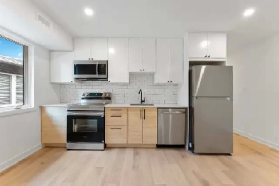 BRAND NEW 2-BED 1-BATH APARTMENT IN BRITANNIA HEIGHTS OTTAWA Image# 4