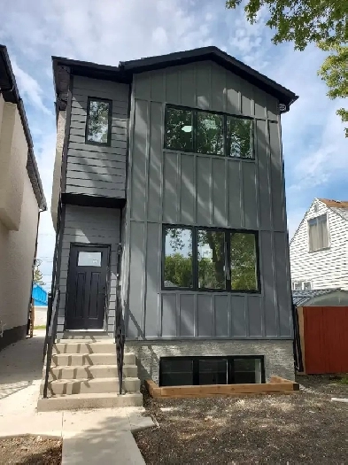 408 Collegiate Street (St. James) Image# 1