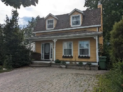 propriété à vendre dans le vieux Chambly Image# 1