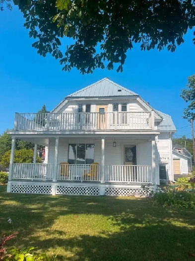 Charming Family Home for Rent on the Beautiful LaHave River Image# 1