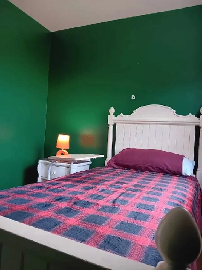 Cozy room for rent in great location Image# 3