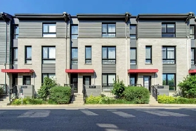 CONDO 2 ÉTAGES À LOUER Image# 8