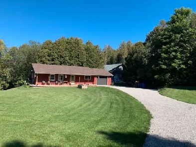 Three houses with 4 residences on 5 acres Image# 2