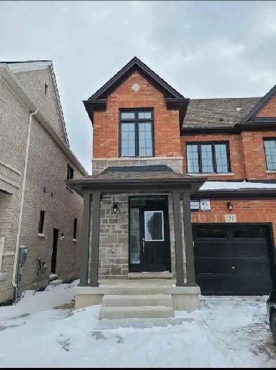 Semi-Detached House (3BR) - Upper unit Image# 1