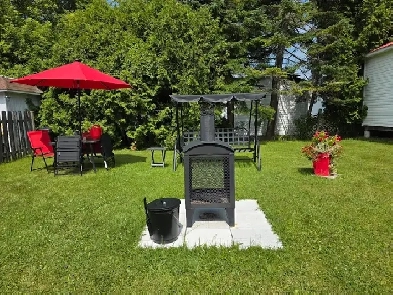 TRÈS BEAU  4 1/2  À LOUER   POUR  OCTOBRE  OU  NOVEMBRE Image# 1