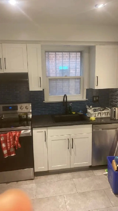 September 1: Fully furnished room available Image# 3