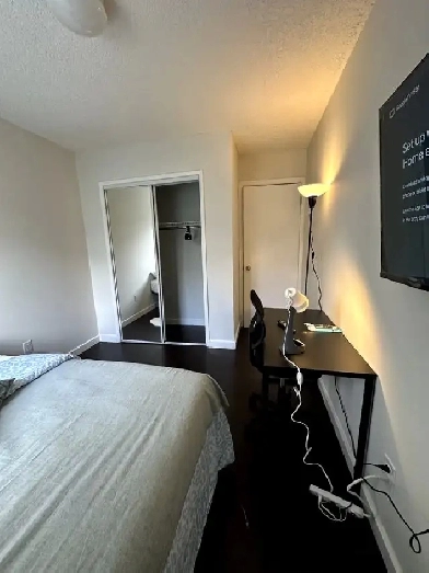 Furnished Private Room in Calgary Image# 1