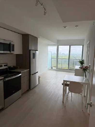 1 Bedroom 1 Bathroom with Balcony Close to Main Street Subway Image# 3