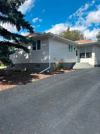 Kindersley House For Sale Image# 1