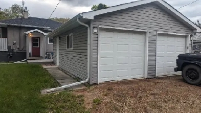 Garage for storage Image# 1