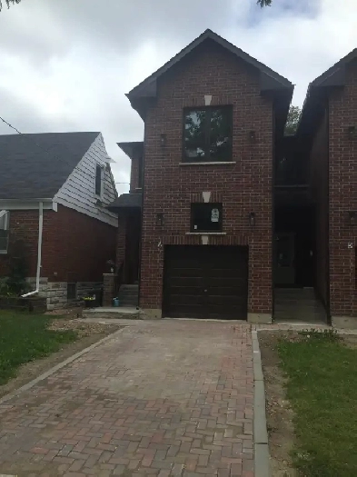 434A Midland AvenueToronto M1N 4A5 Semi-Detached Image# 7
