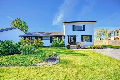 Year-round Long Point Cottage For Sale Image# 1