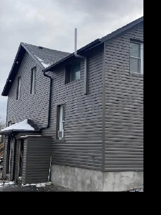 ROOM FOR RENT WITH PRIVATE BATHROOM CLOSE TO FAIRVIEW MALL Image# 1