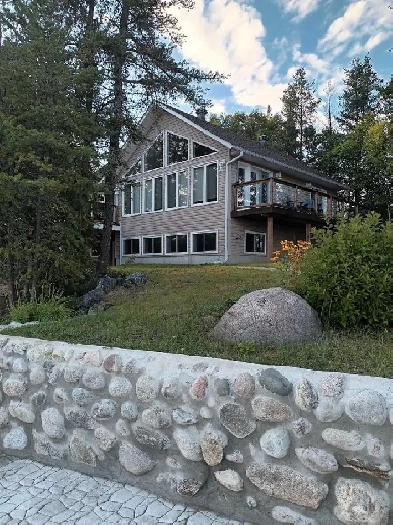 Lake front property at Nellie Lake Image# 1