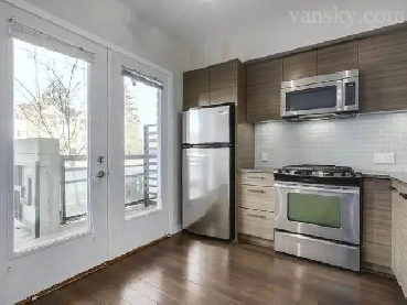 Room for Rent – Female Roommate Wanted Image# 1