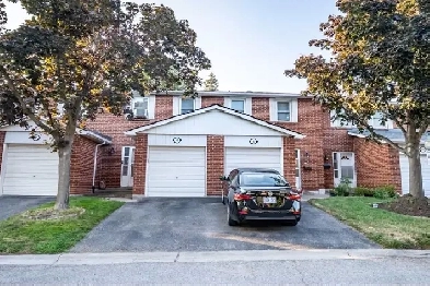Own this Thornhill townhouse $86000 Down Payment and $3400/Month Image# 2