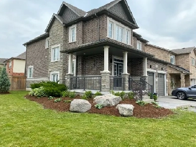 Beautifully furnished executive Home. Image# 1