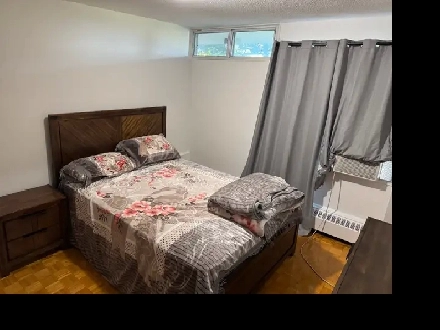 1 Bedroom Apartment (Sublease) Image# 1